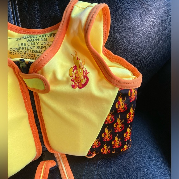 Surf Club Red, Orange, Yellow & Black Buoyancy Swim Flotation Vest - Picture 7 of 12